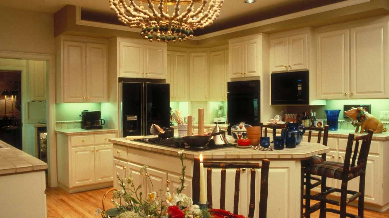 Modern Grey Kitchen Cabinets