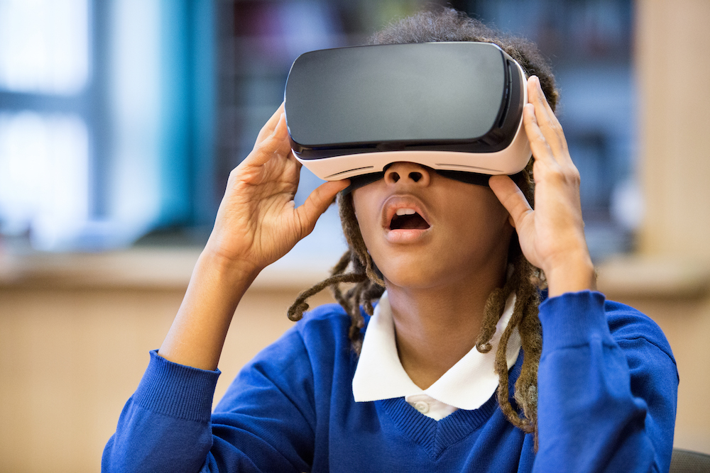 Student Using Gear VR - Education